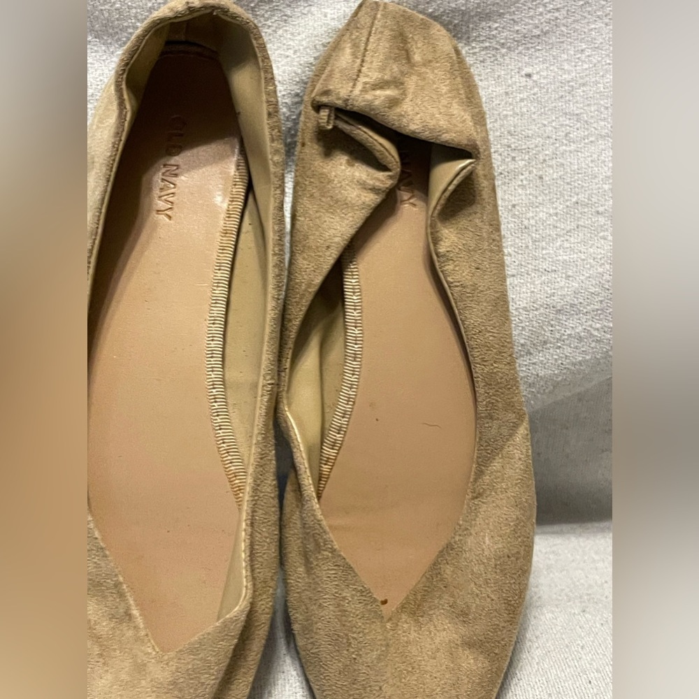 Old navy flats tan size 8